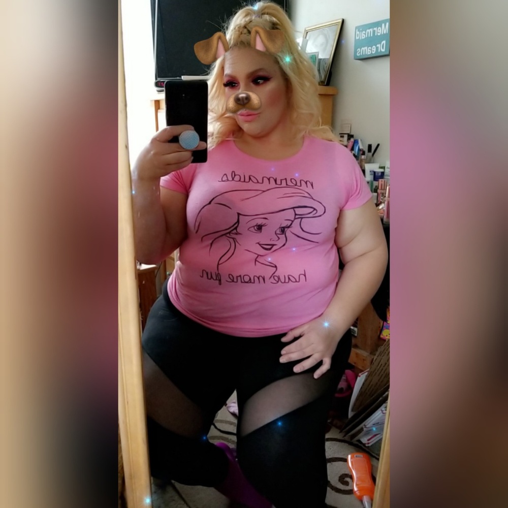 Meet your Posher, Pinky